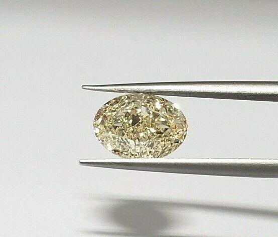 2.64 Carat GIA Diamond Oval Fancy Light Yellow Loose Diamond SI1 Clarity GIA